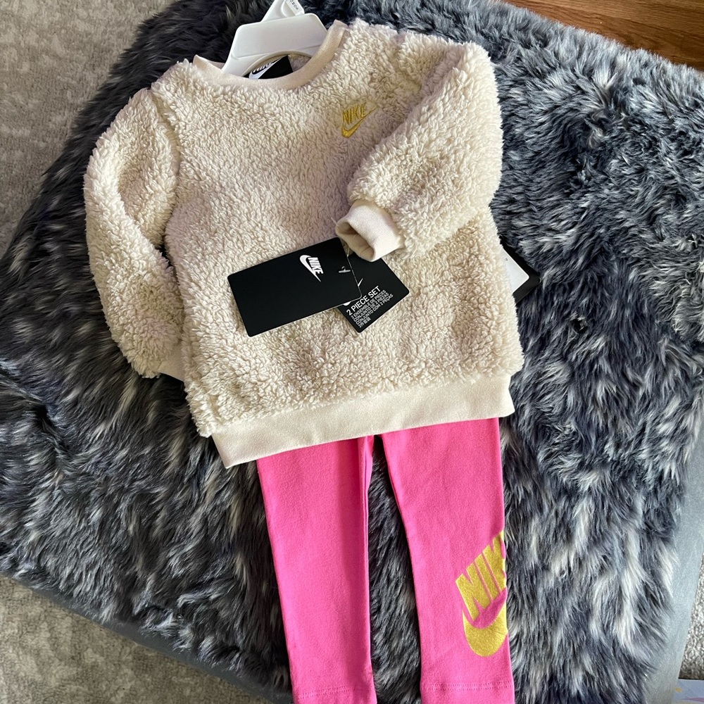 Nike Baby Set - Picture 2 of 12